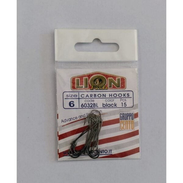 Lion - Fish Ami ad Occhiello Color Black in Carbonio